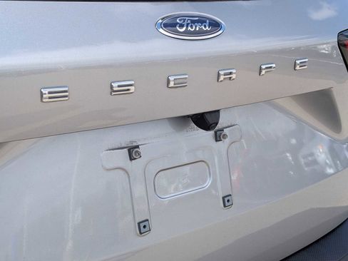 Used 2023 Ford Escape Active w/ Cold Weather Package image 11