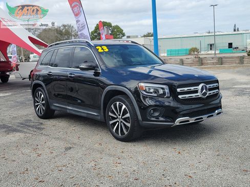 Used 2023 Mercedes-Benz GLB 250 image 1