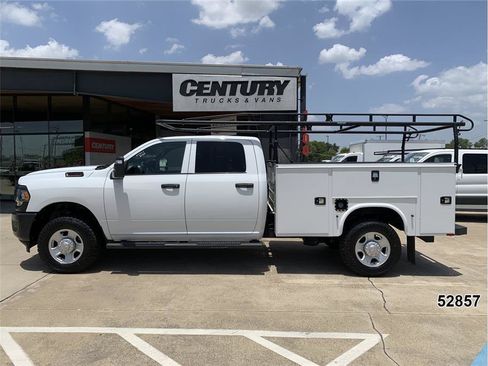 Used 2023 RAM 2500 Tradesman AWD/4WD image 4