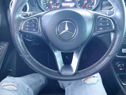 Used 2018 Mercedes-Benz CLA 250 4MATIC image 23