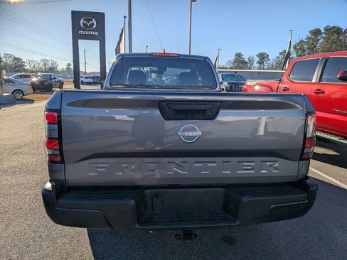 Used 2024 Nissan Frontier S w/ Technology Package image 7