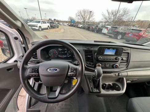 Used 2023 Ford Transit 250 Low Roof AWD w/ Exterior Upgrade Package image 31