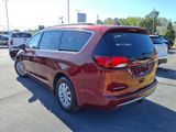 Used 2017 Chrysler Pacifica Touring-L image 2