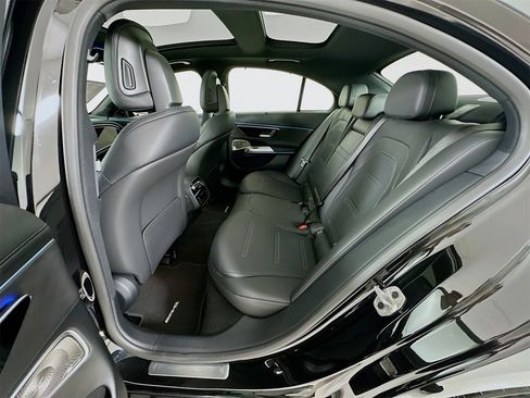 New 2026 Mercedes-Benz E 53 AMG e 4MATIC Sedan image 27