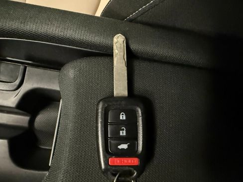 Used 2018 Honda Civic Sport image 15