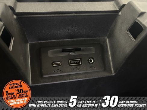 Used 2022 Chevrolet Silverado 2500 LT w/ Convenience Package image 44