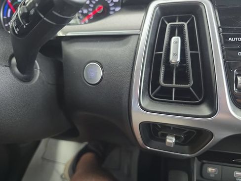 Used 2023 Kia Sorento EX AWD/4WD image 23