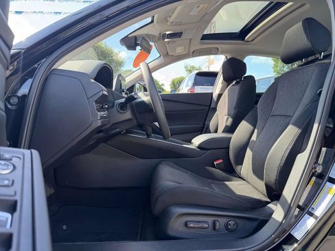 Used 2023 Honda Accord EX image 15