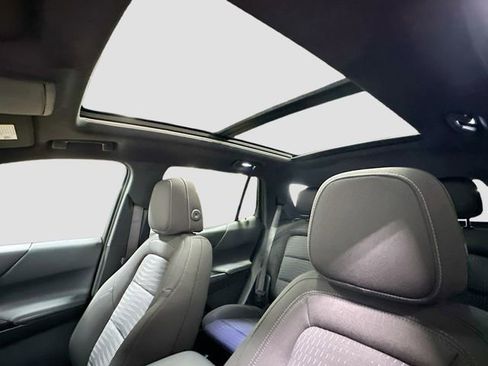 New 2026 Chevrolet Equinox LT w/ Safety and Technology Package FWD image 25