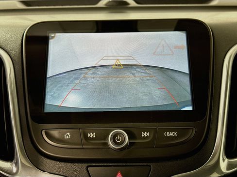 Used 2018 Chevrolet Equinox LT w/ Sun & Infotainment Package AWD/4WD image 13