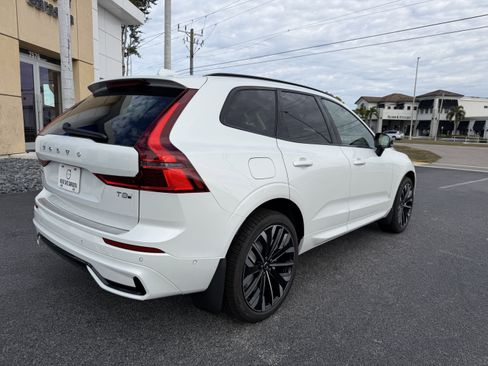 New 2026 Volvo XC60 T8 Ultra w/ Protection Package Premier image 3