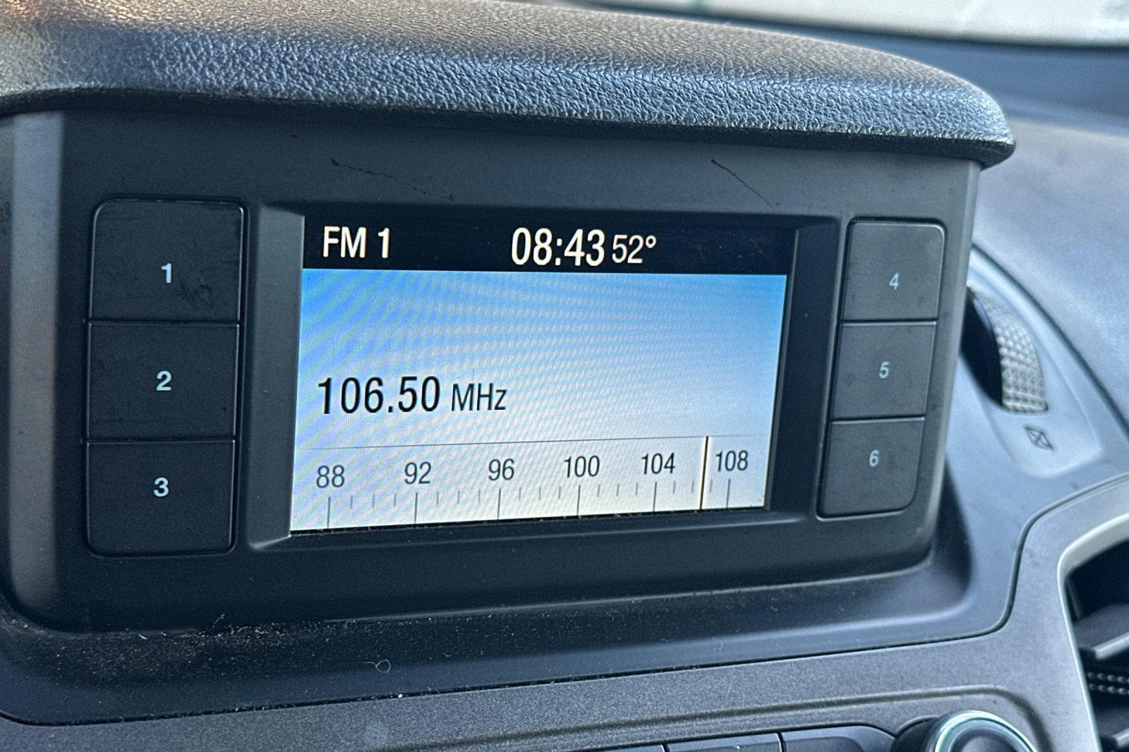 Used 2020 Ford Transit Connect XL FWD image 15