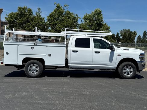 New 2026 RAM 3500 Tradesman w/ Chrome Appearance Group A AWD/4WD image 2