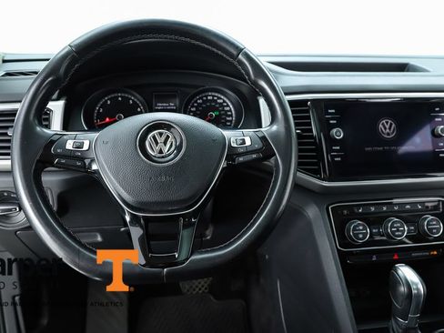 Used 2018 Volkswagen Atlas SEL AWD/4WD image 60