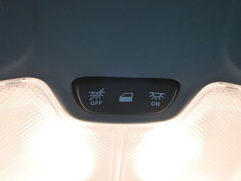 Used 2023 Buick Encore GX Select FWD image 37