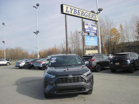 Used 2024 Toyota RAV4 LE image 3