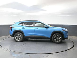 New 2026 Chevrolet Trax LT w/ Sunroof Package FWD video 2