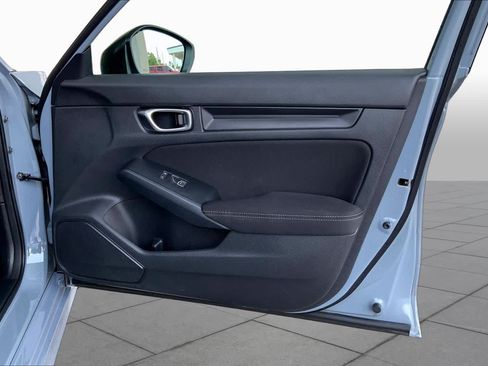 Used 2023 Honda Civic Sport image 23