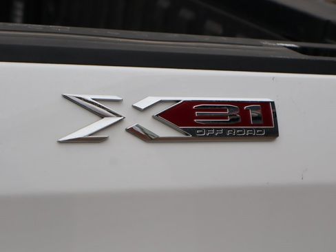 Used 2021 GMC Sierra 1500 SLT w/ SLT Premium Package image 23