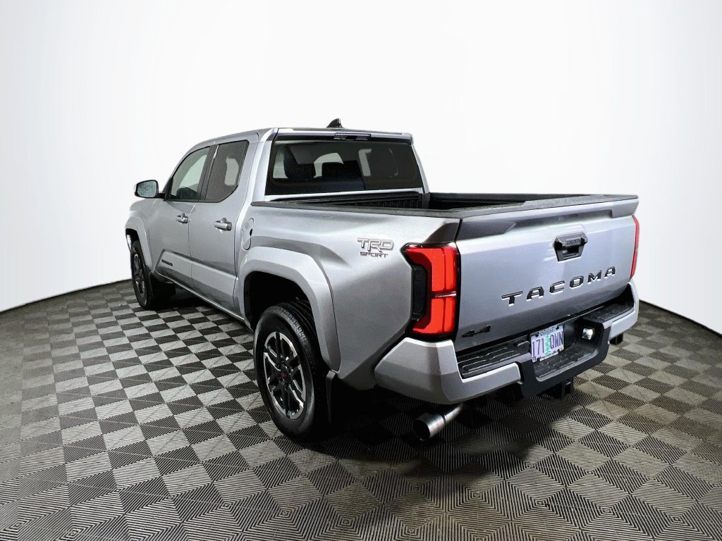 Certified 2026 Toyota Tacoma TRD Sport AWD/4WD image 5