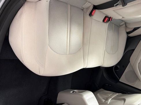 Used 2015 Hyundai Sonata SE FWD image 17