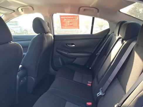 Used 2021 Nissan Sentra SV FWD image 8