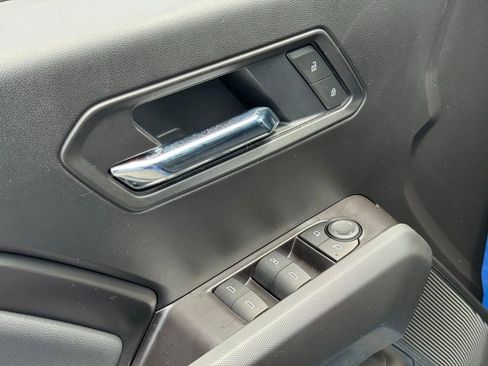 New 2025 GMC Canyon Elevation w/ Convenience Package image 16