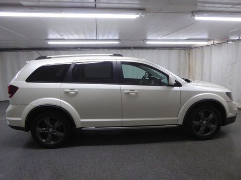 Used 2015 Dodge Journey Crossroad w/ Flexible Seating Group image 8