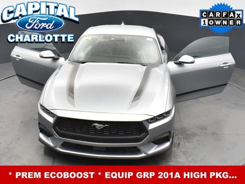 Used 2025 Ford Mustang Premium image 37