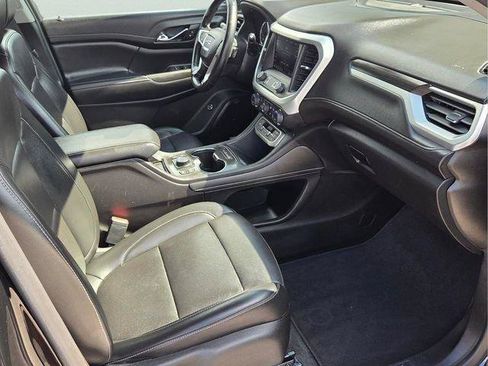 Used 2023 GMC Acadia SLT FWD image 20