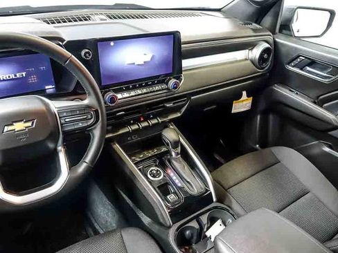 Used 2026 Chevrolet Colorado LT w/ Advanced Trailering Package AWD/4WD image 17