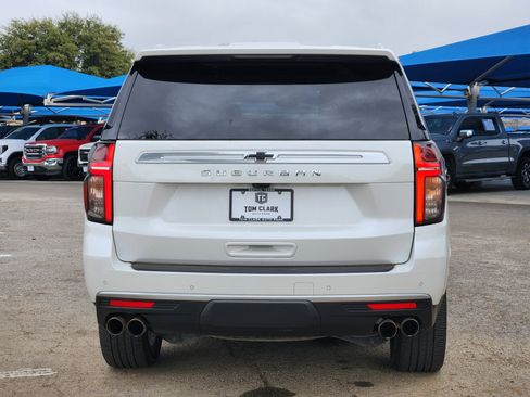 Used 2023 Chevrolet Suburban High Country image 6