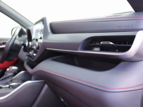 Used 2022 Toyota Highlander XSE image 22