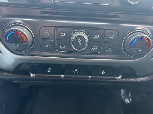 Used 2018 Chevrolet Silverado 1500 LT w/ All Star Edition AWD/4WD image 17