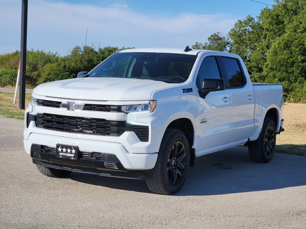 New 2026 Chevrolet Silverado 1500 RST AWD/4WD image 2