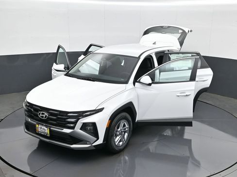 New 2026 Hyundai Tucson SE FWD image 30