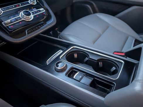 Used 2022 Lincoln Corsair FWD image 18