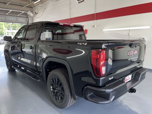 New 2025 GMC Sierra 1500 Elevation image 5