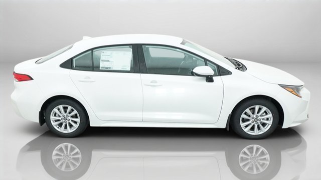 New 2027 Toyota Corolla LE w/ LE Premium Package FWD image 7