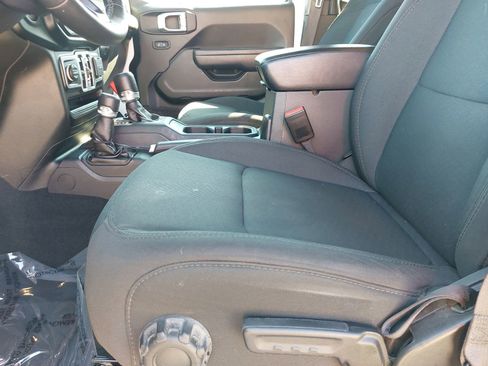 Used 2022 Jeep Wrangler Sport S w/ Sun And Sound Package image 30