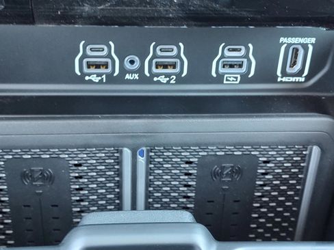 New 2025 RAM 2500 Limited image 18