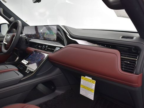 New 2026 INFINITI QX80 Autograph w/ Premium Cargo Package image 25