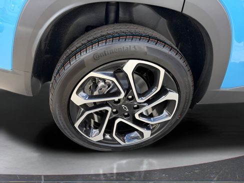 New 2026 Chevrolet Trax RS w/ Driver Confidence Package FWD image 12