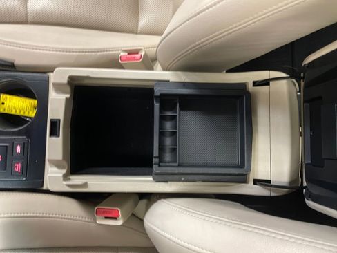 Used 2016 Subaru Outback 2.5i Limited image 26