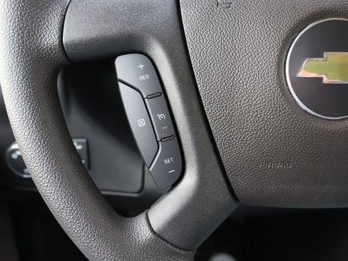 New 2025 Chevrolet Express 2500 Work Van w/ Driver Convenience Package image 21