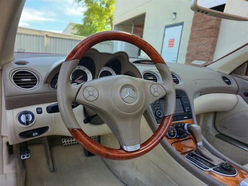 Used 2009 Mercedes-Benz SL 550 image 19