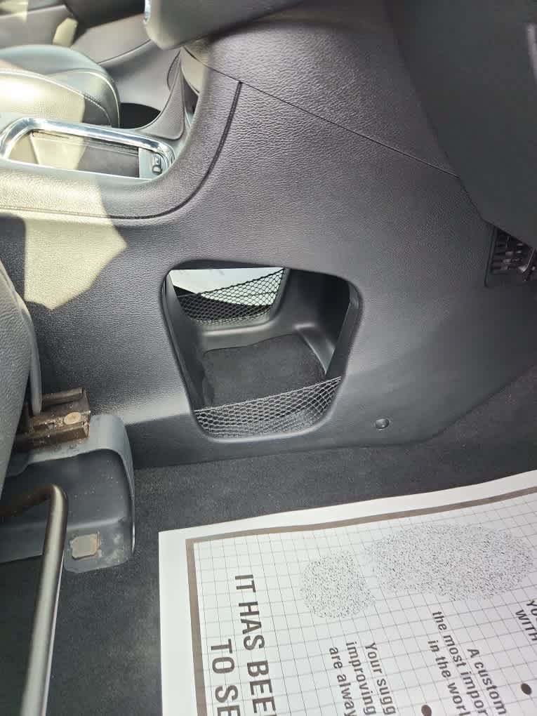 Used 2020 Dodge Grand Caravan SXT w/ Driver Convenience Group FWD image 29