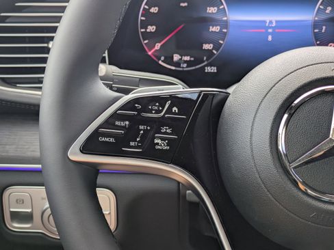 New 2026 Mercedes-Benz GLE 450 4MATIC Coupe image 18