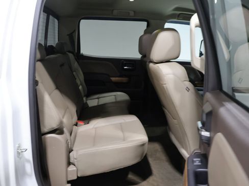 Used 2018 Chevrolet Silverado 1500 LTZ w/ LTZ Plus Package AWD/4WD image 20