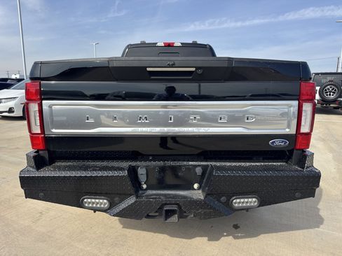 Used 2022 Ford F350 Limited image 7